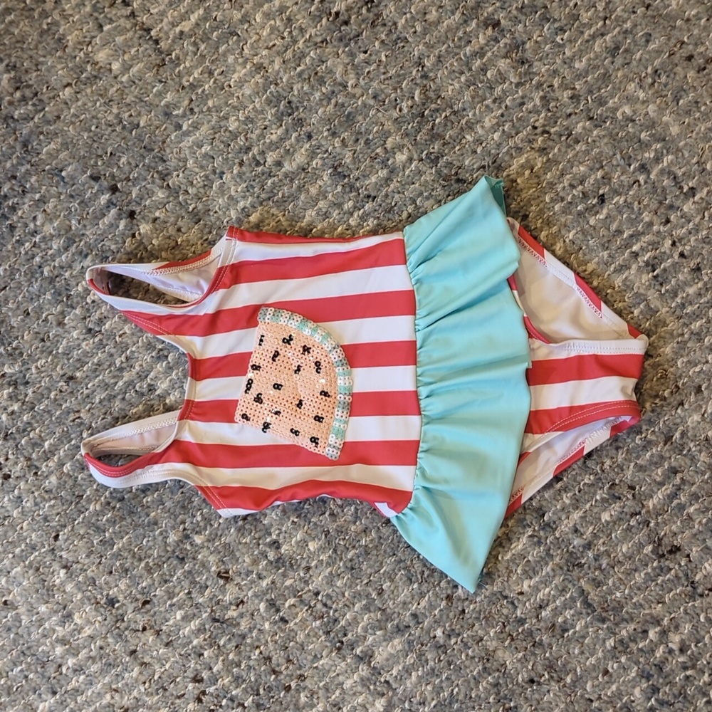 Bathing suit